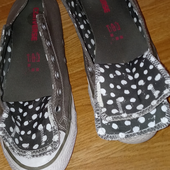 Converse shoes - Picture 3 of 3